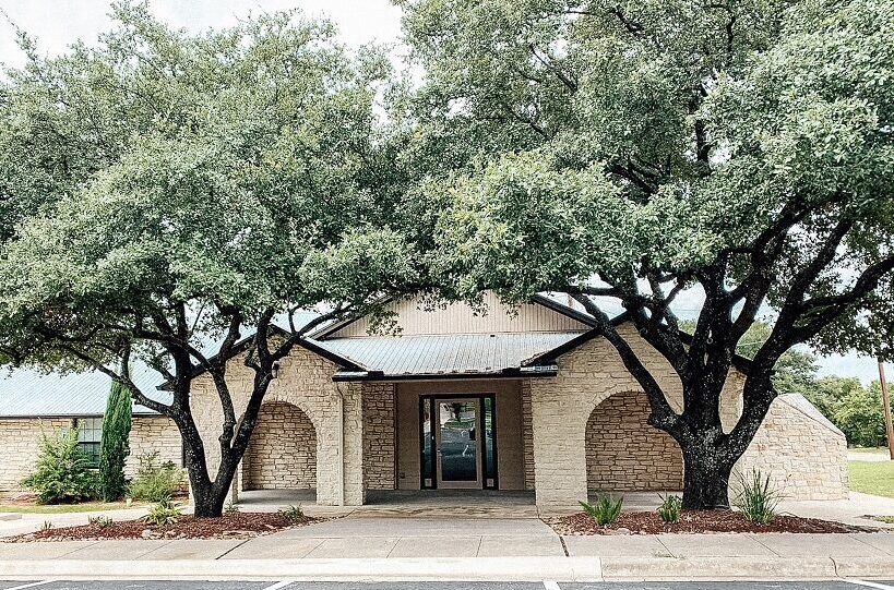 Front entrance of Austin Bible Chapel